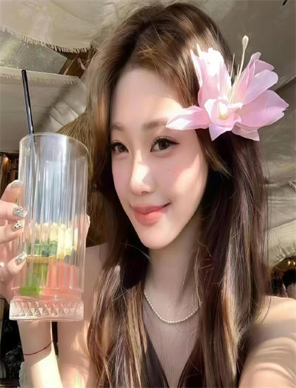 亞洲精品無人一區二區_少婦極品熟婦人妻高清_AV